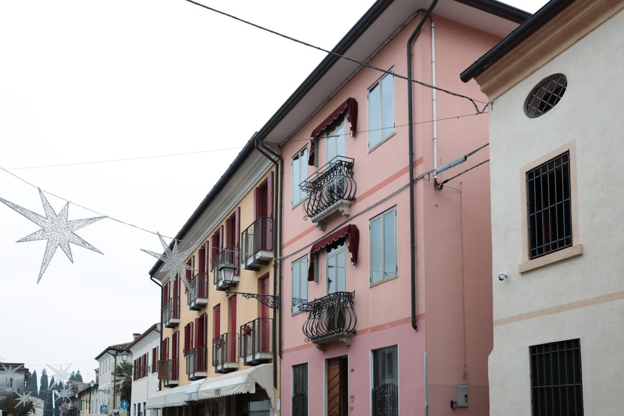 Ponte Vecchio, Elegante Appartamento A Due Passi Dal Centro باسّانو ديل غرابّا المظهر الخارجي الصورة
